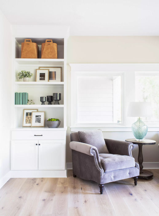 Lakeview | Dining Room image 0