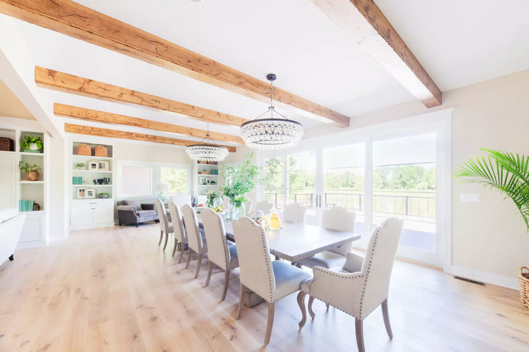 Lakeview | Dining Room image 0