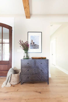 Lakeview | Entryway image 0