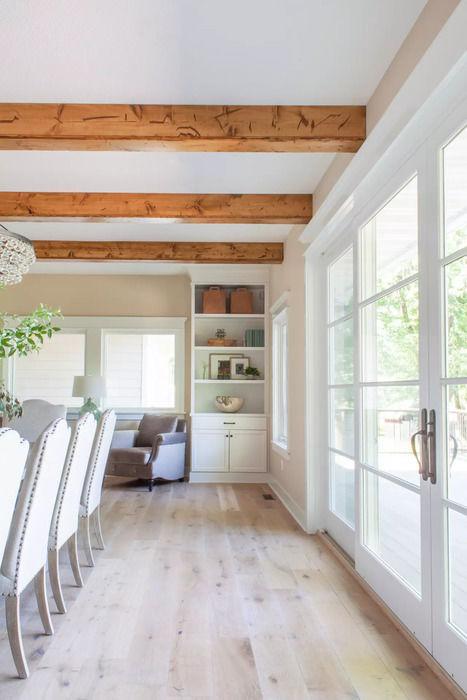 Lakeview | Dining Room image 0