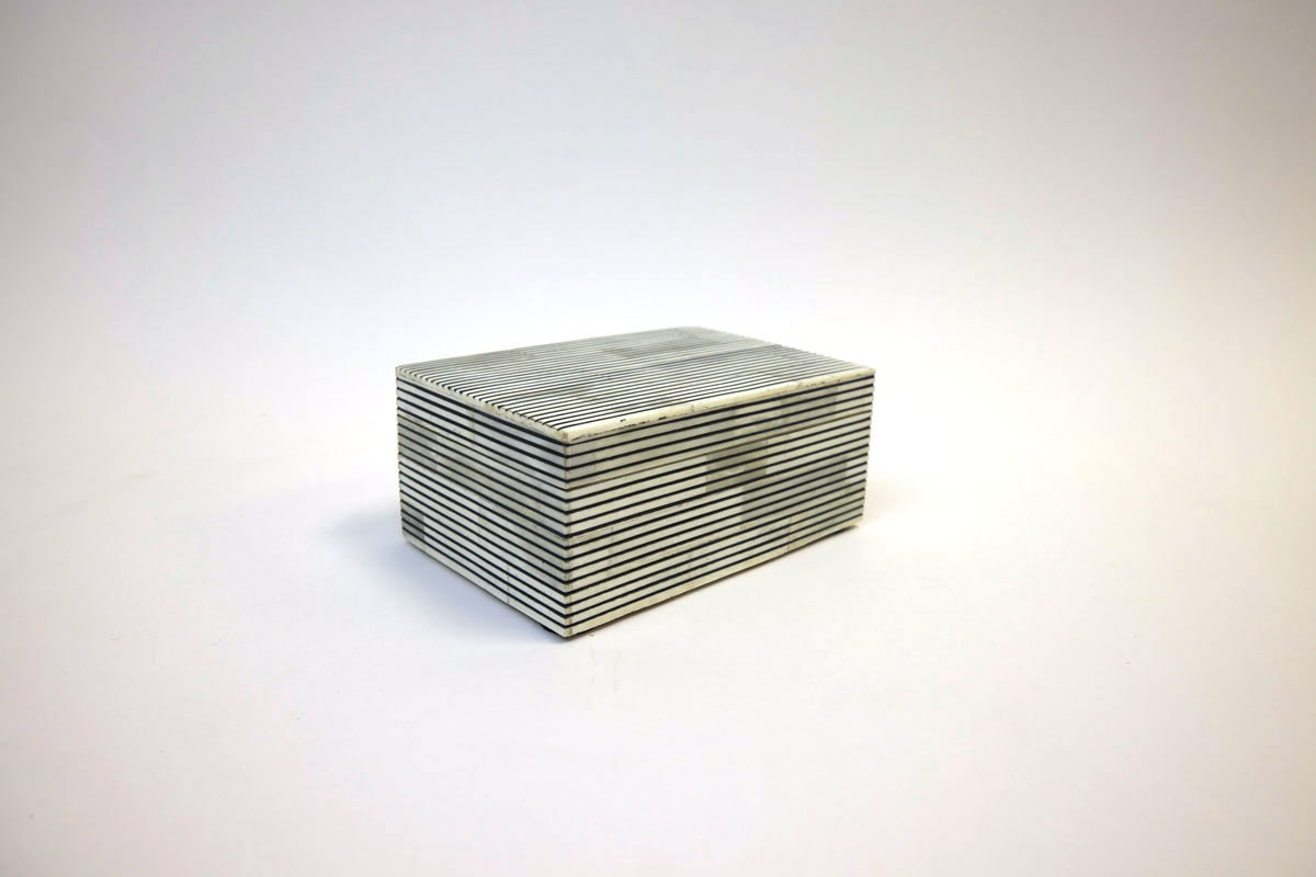 Scout & Nimble Jeff Small Black/ivory Thin Striped Bone Box